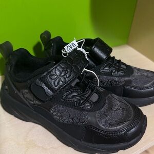 Zara Kids Black Floral Sneakers Size Eu29 US12 New Without Tags NWOT